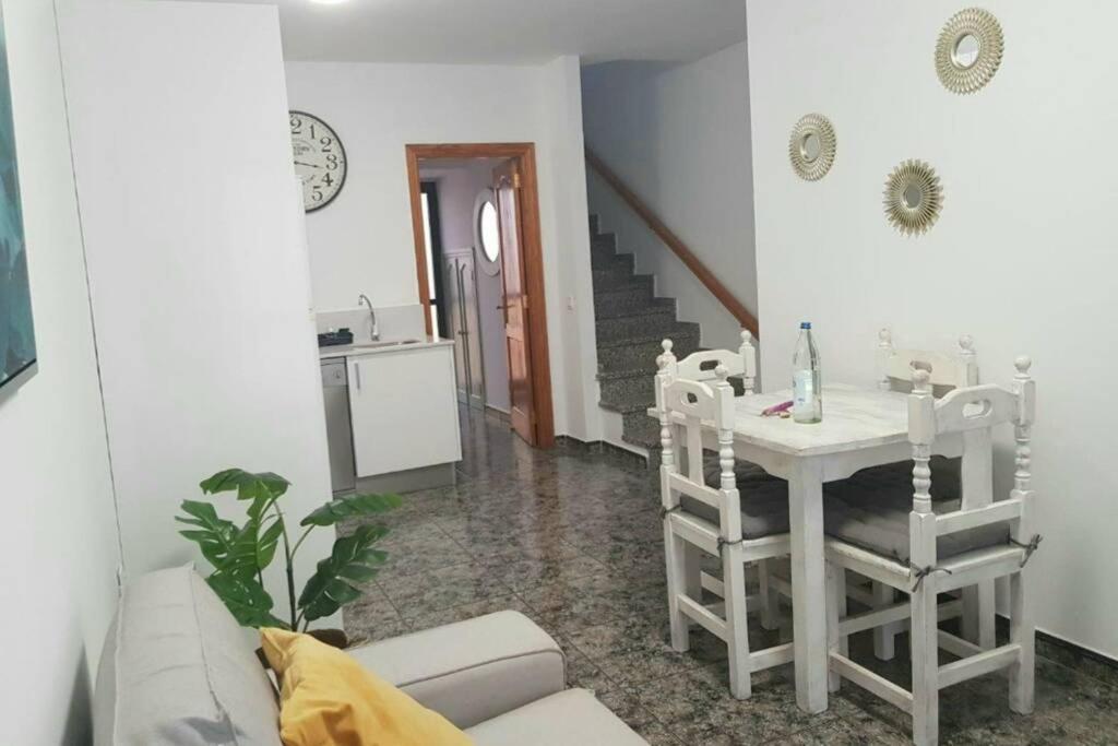 Tarajalejo Beach E Apartment Exterior foto
